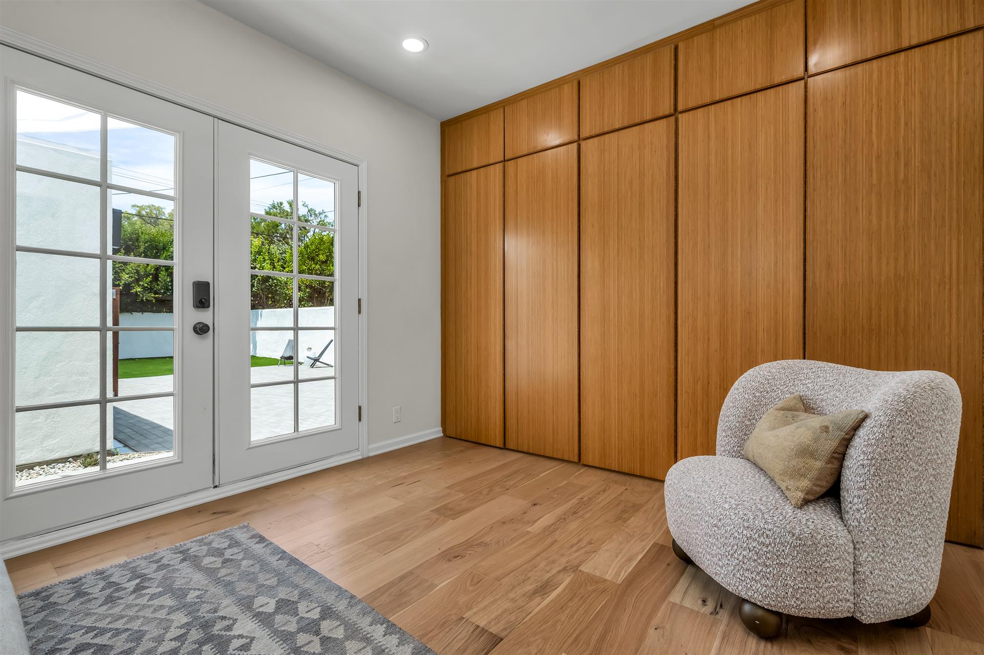 2015 Malcolm Ave, Los Angeles, 90025